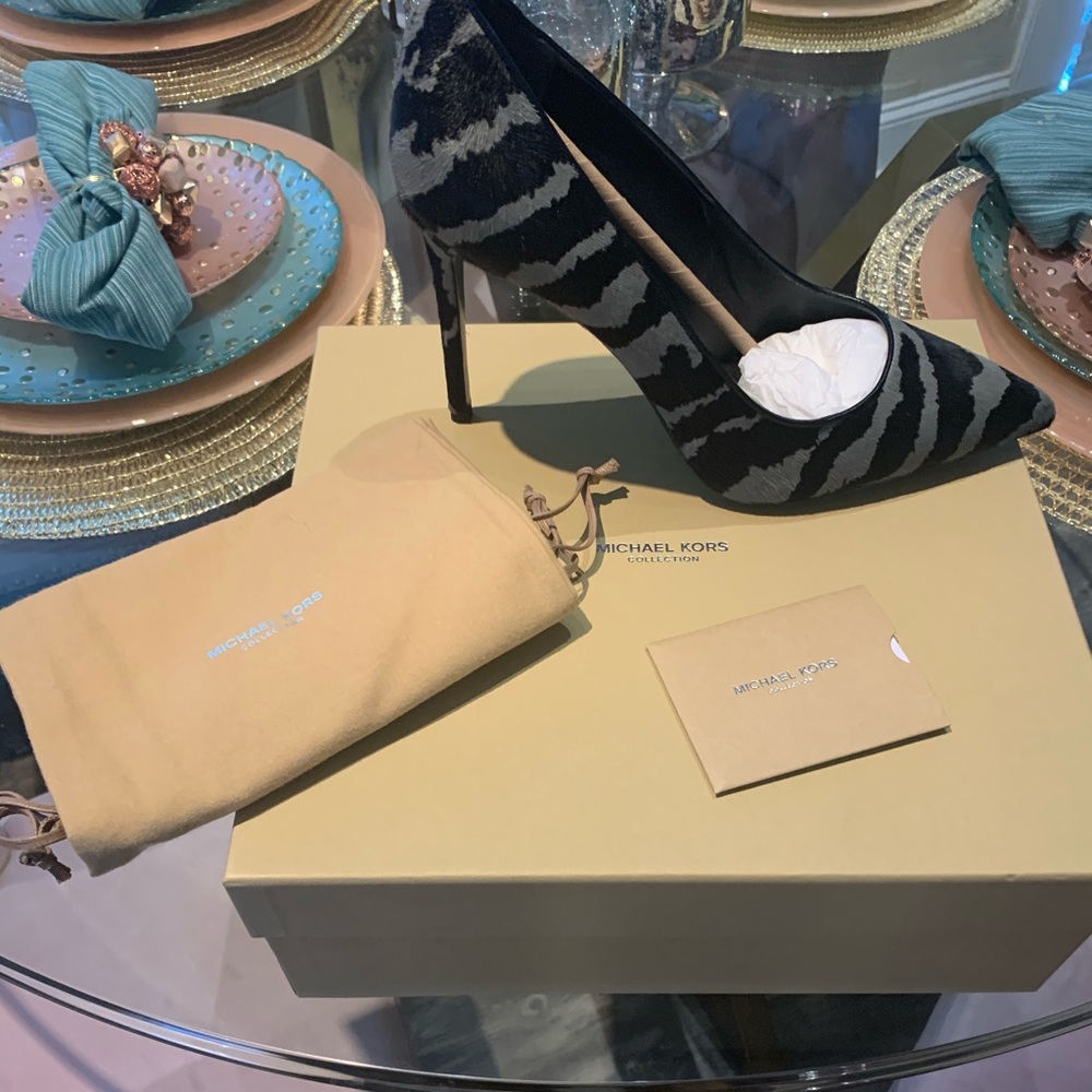 MK Signature Gretel Runway Printed HairCalf Heels